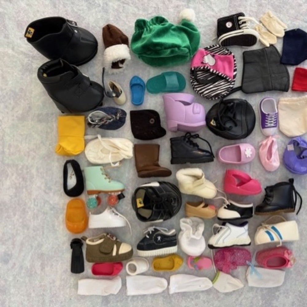 Mixed Doll Shoes & Socks Lot No Pairs Build-A-Bear & Other Dolls Various Sizes